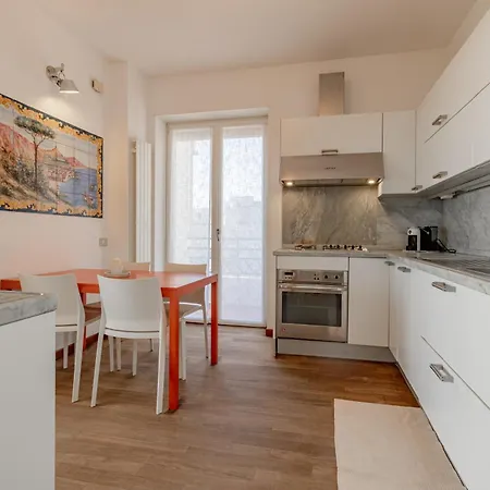 H11 Tuttomare Terrazzo - Parcheggio Sanremo
