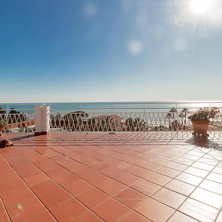 H11 Tuttomare Terrazzo - Parcheggio * Sanremo