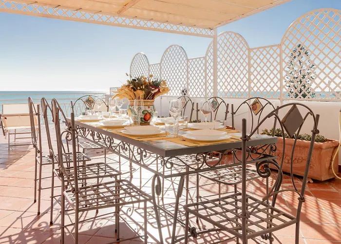 H11 Tuttomare Terrazzo - Parcheggio * 圣雷默