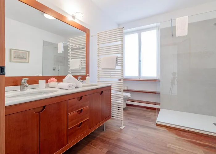 H11 Tuttomare Terrazzo - Parcheggio Sanremo