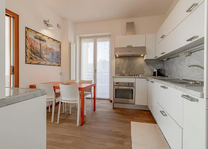 H11 Tuttomare Terrazzo - Parcheggio Sanremo